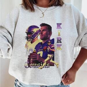 Kirk Cousins Football Player Graphic Unisex Classic Crewneck Sweatshirt